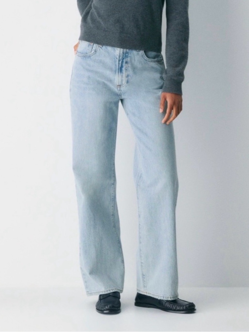 Aritzia Denim Forum The Farrah Hi-Rise Wide Leg Jeans Light Wash Size 29